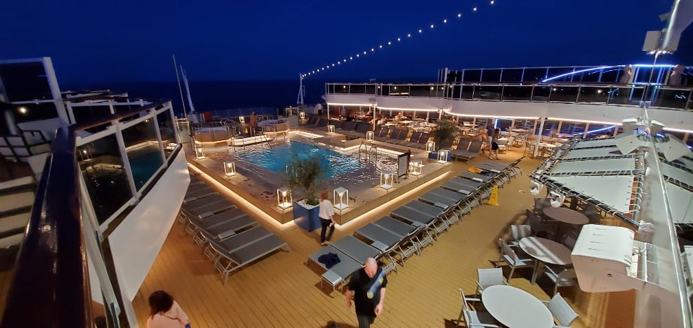 Aft Pool on Nieuw Statendam Just After Sunset